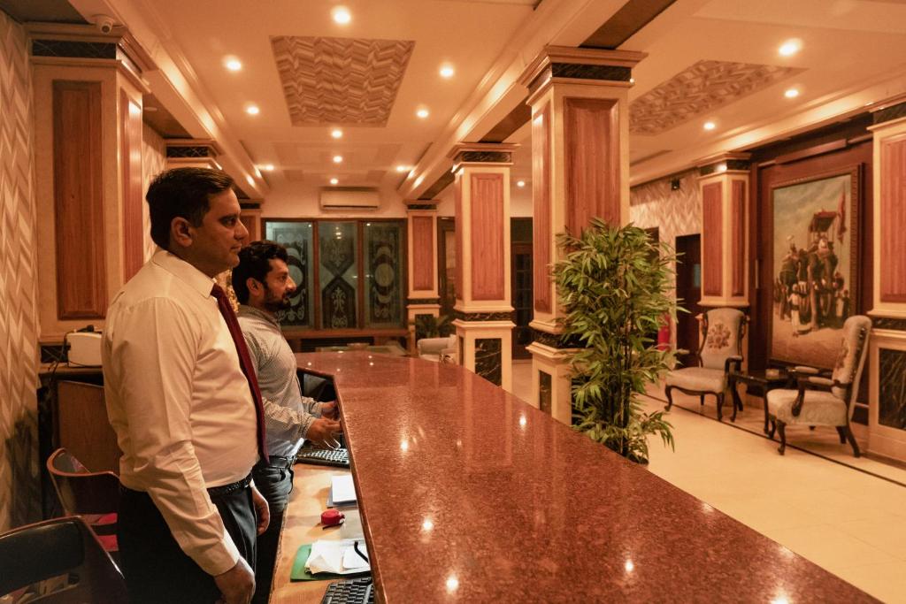 Hotel Mayfair Inn 外観