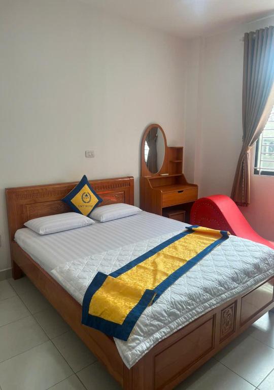 Quốc Minh Trung Hotel
