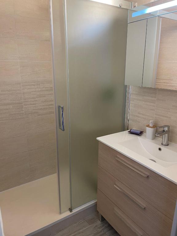 Agréable appartement dans résidence avec piscine et tennis - 5