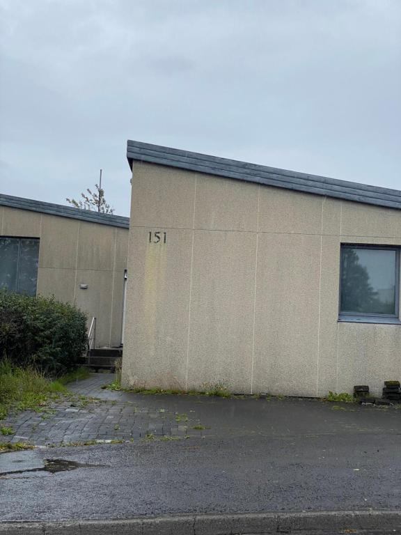 Room for share, Reykjavík