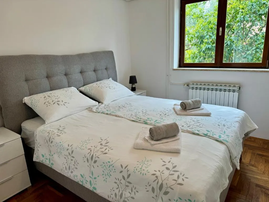 Room Tinna Cres, hotel in Cres