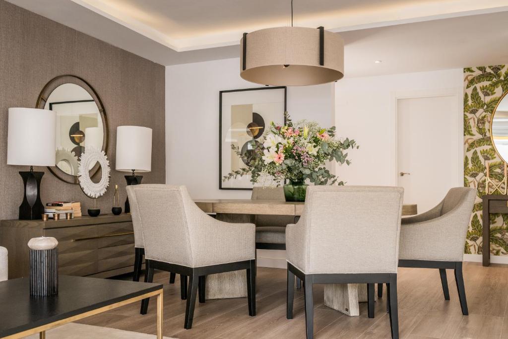 MARBELLA LUXURY APARTAMENT El Dorado Puerto Banús, Nueva Andalucia, 4 bedrooms - 3