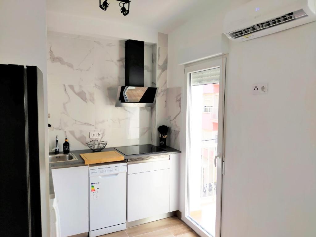 Moderno Apartamento en Peñíscola Centro, cerca de la Playa y el Castillo Papa Luna - 4