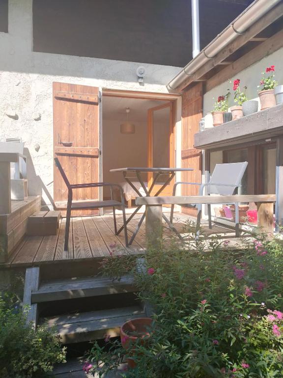 Beau studio dans la vallée de CHAMONIX - 4