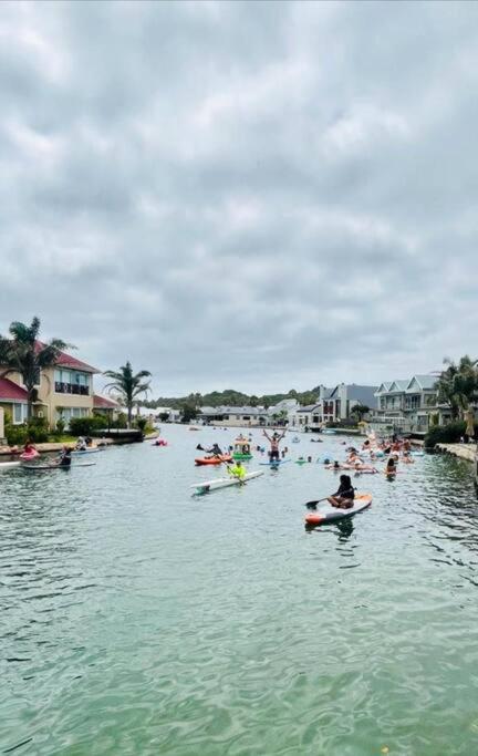 Jeffreys Bay - Life on the Canals, Jeffreys Bay
