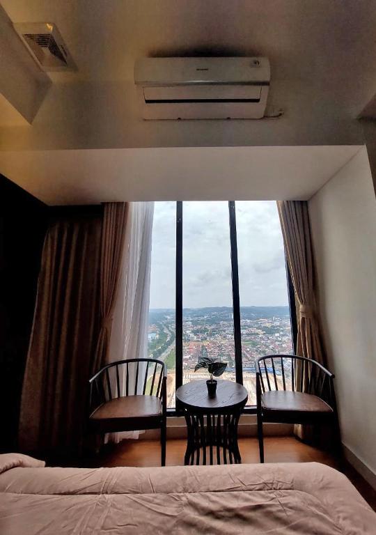 Newly Renovated 50th Floor CityView Unit Pollux Batam