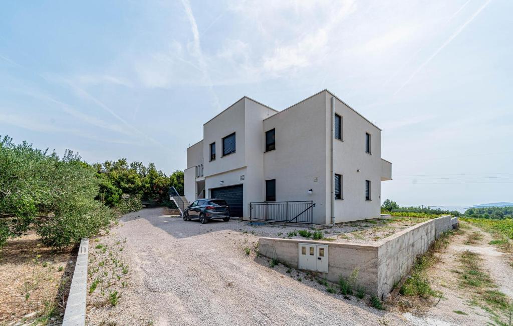 Pet Friendly Apartment In Stankovici, Orebić