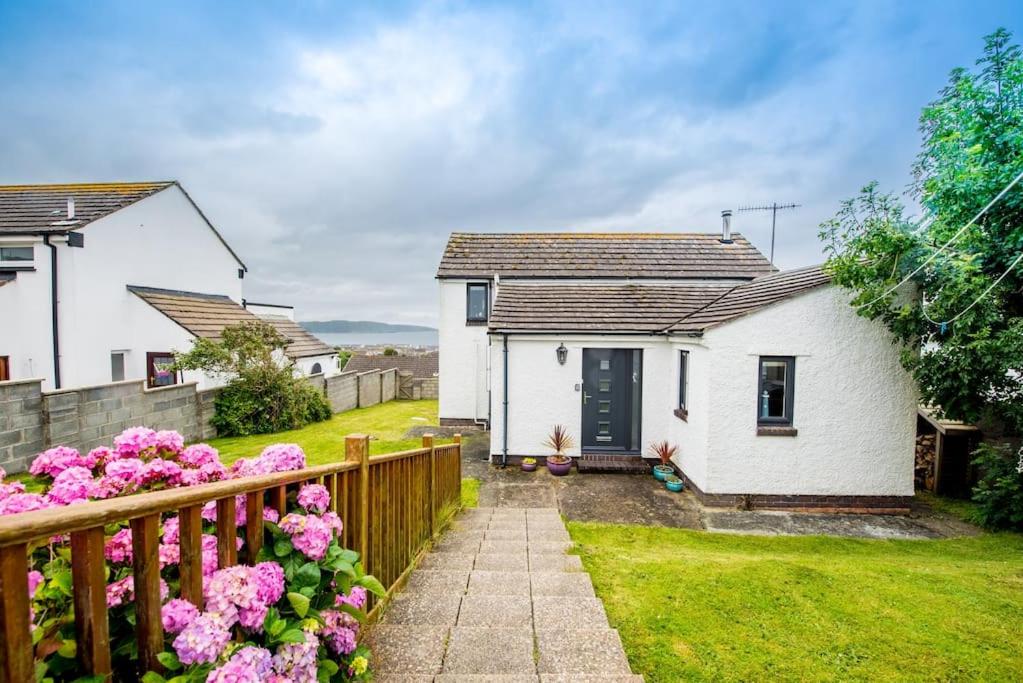 PuffinPatch - Beachside Cottage, Broad Haven