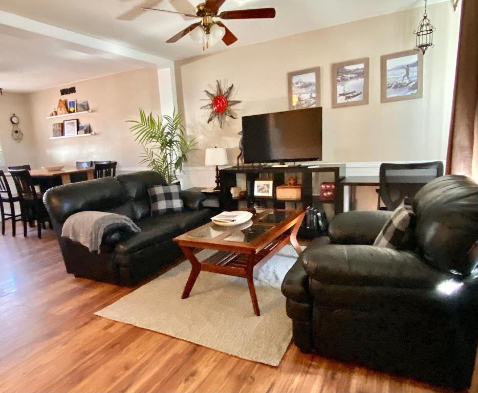 Mountain View Executive Suite, Grande Cache