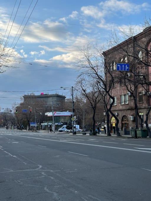 Modern stylish apartment in downtown Yerevan, Jerevan