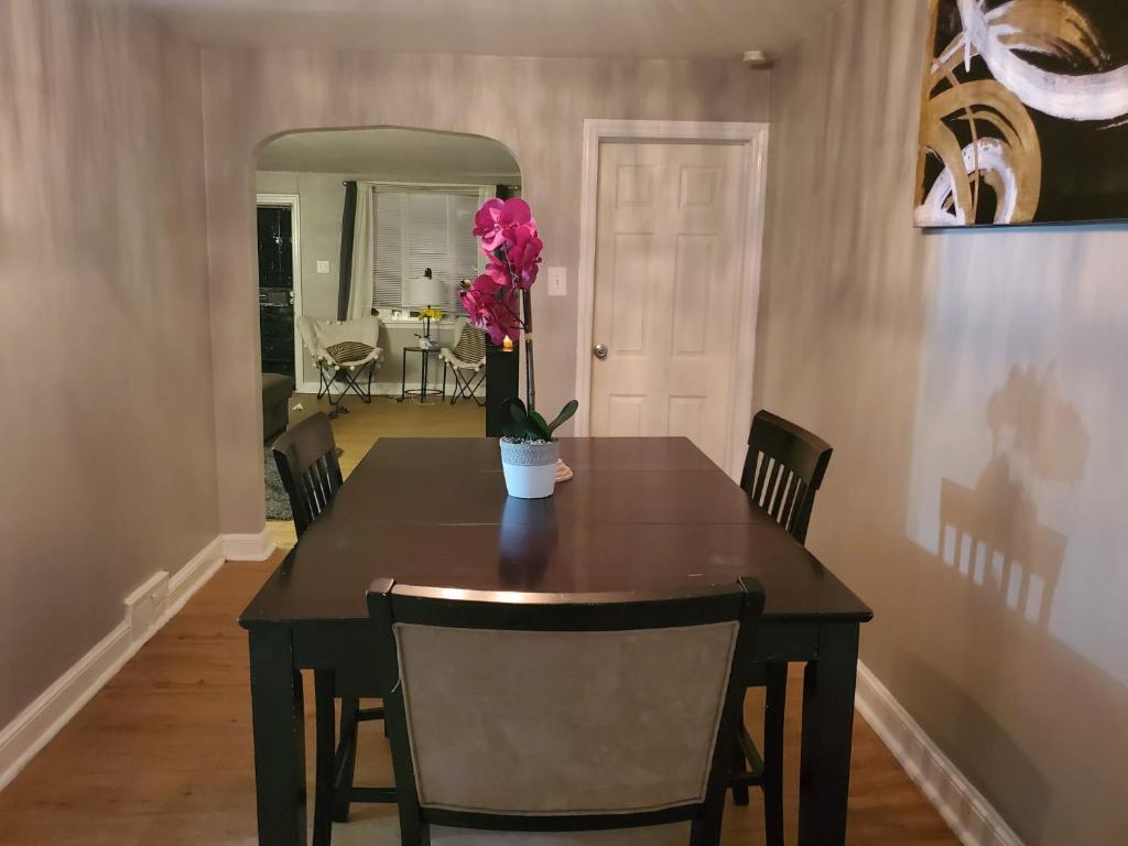 Tranquility Room by the Airport -Shared space, Darby