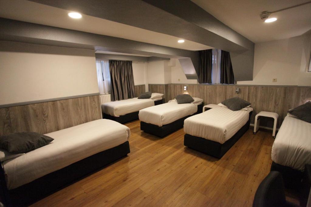 Travel Hotel Amsterdam photo