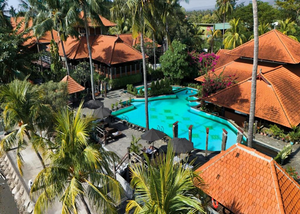 Swimming pool, Nugraha Lovina Seaview Resort and Spa in Bali
