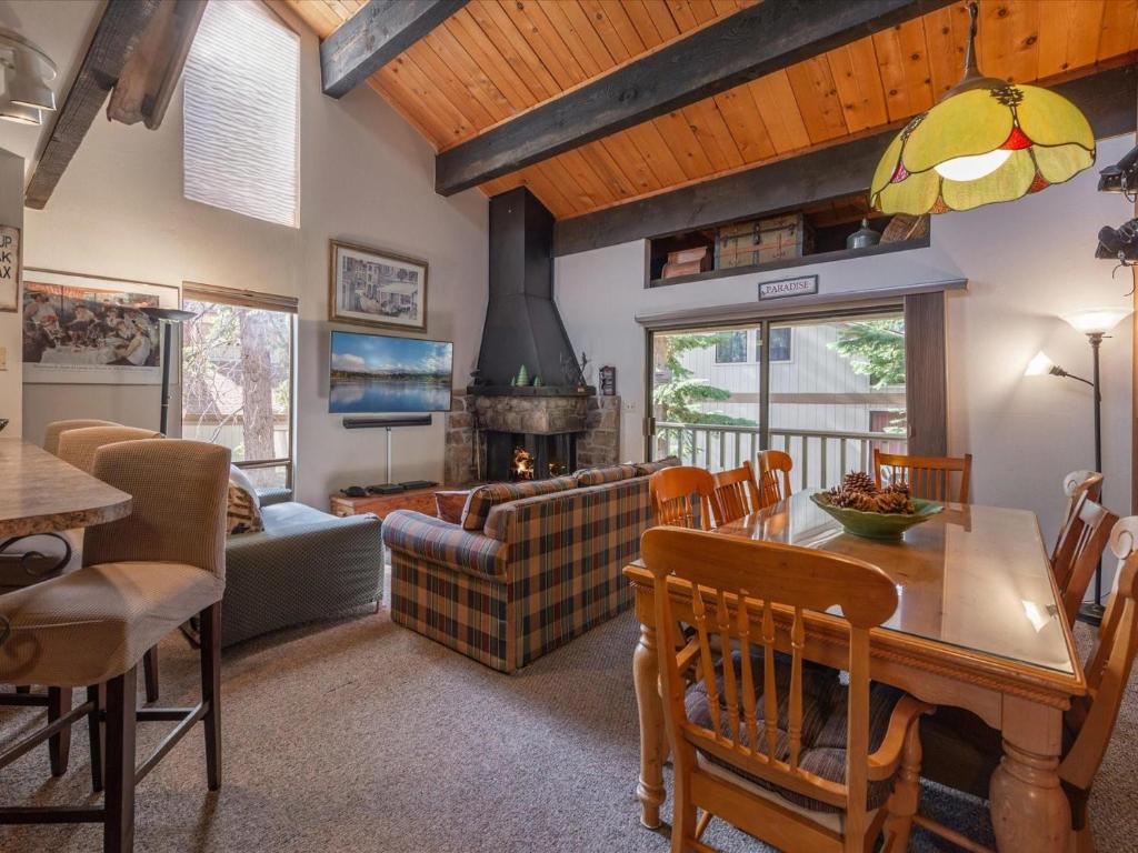 Bear's Den, Kings Beach