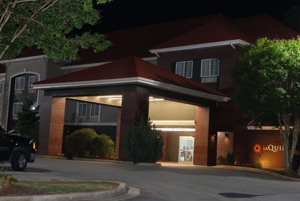 A szálláshely kívülről