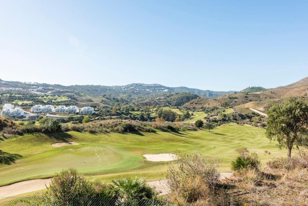 Sunny Valley Golf, Amazing Views & Pool - 3