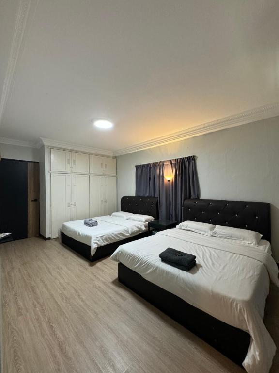 69 Hotel