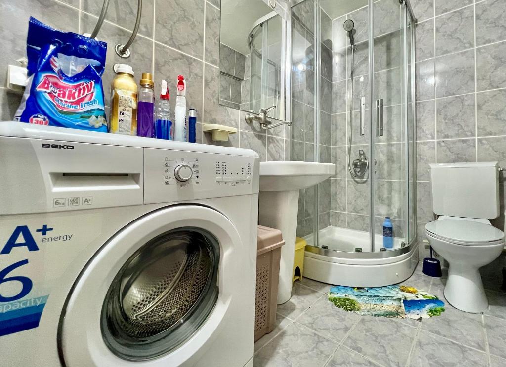 Homestay LGBT friendly - DOUBLE BED ROOM - Soba u apartmanu, zajednicko kupatilo! - 3