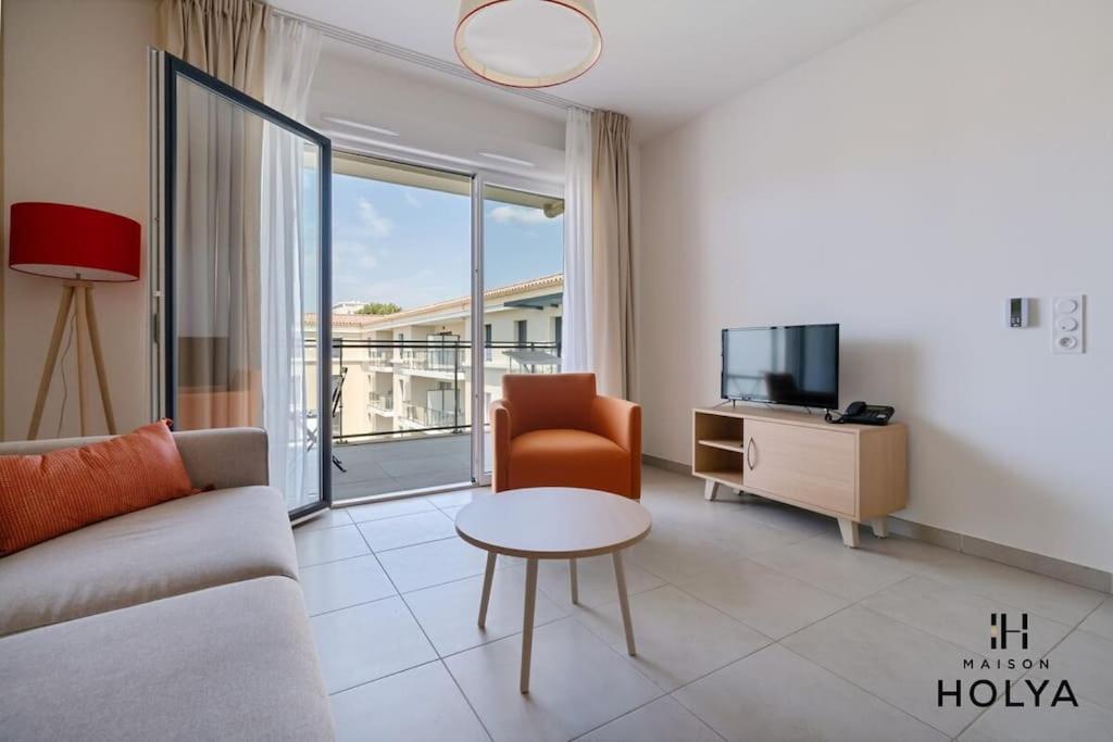 À Avignon - Le Vertige - 377B, Avignon