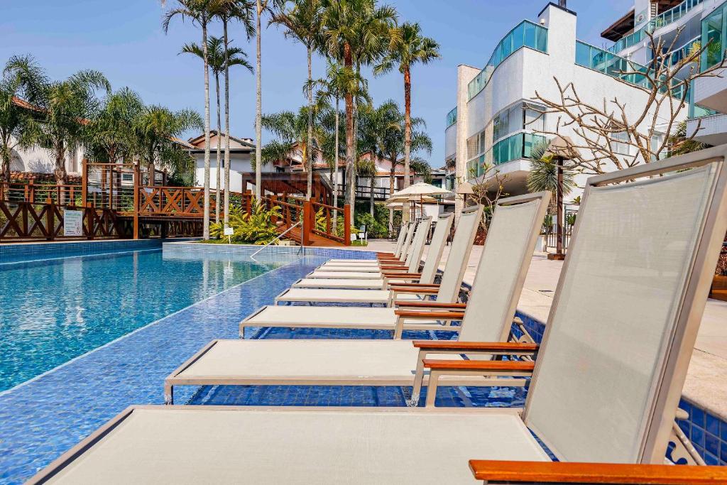 Varandas do Atlântico - Confortável Apto em Condomínio Pé na Areia, Bombas