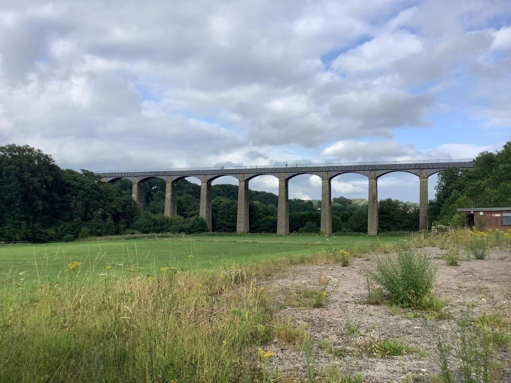 Aqueduct apartment near Llangollen at Chirk - dog-friendly north Wales annexe