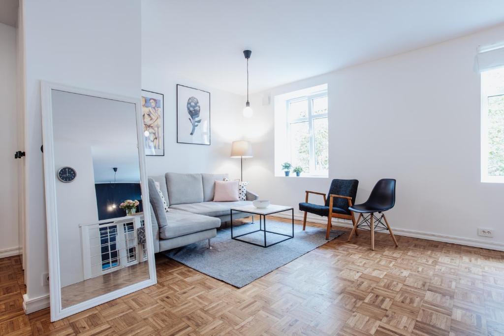 Spacious apartment near the Airport and Bus station, Tallinn