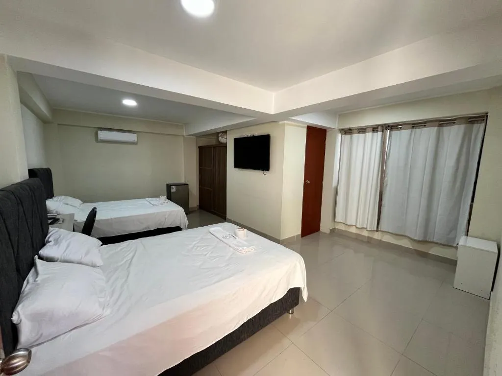 Hotel Manantay Resort, hotel di Pucallpa