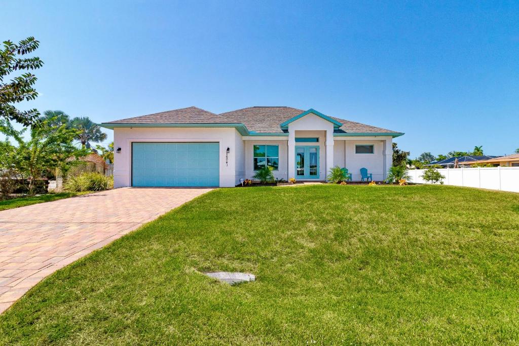 Bowline Oasis, Bokeelia