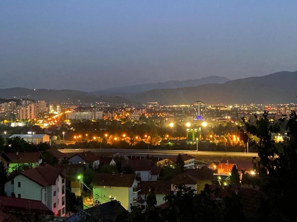 Stan na dan Kaan, Sarajevo