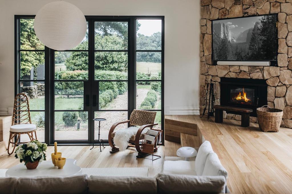 Alba House, Robertson