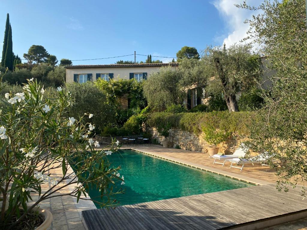 La Carabella - 1