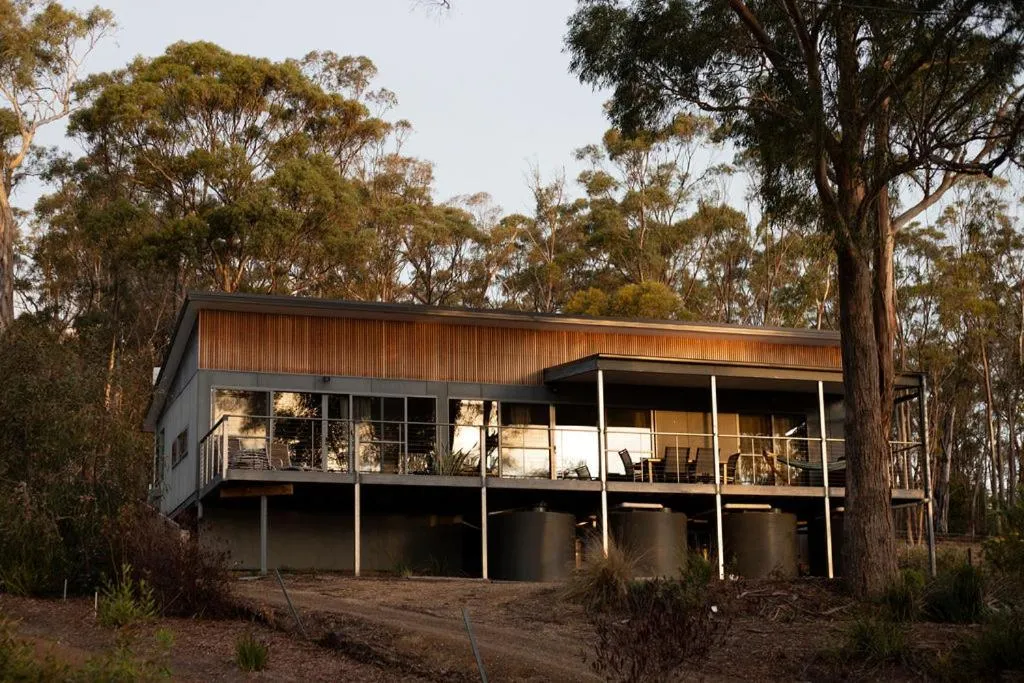 Your Bruny Island Beach Getaway，位于Dennes Point的酒店