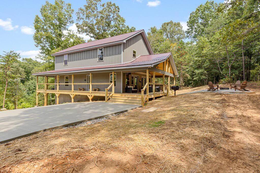 Rocky Ridge, Cleveland