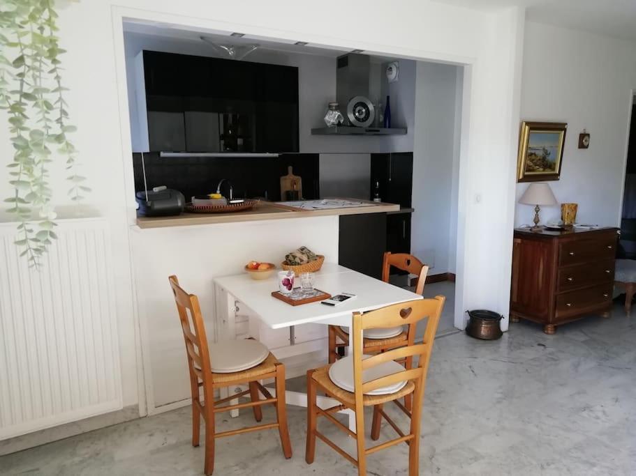 Superb flat in a residence Collines d'Estanove - 5