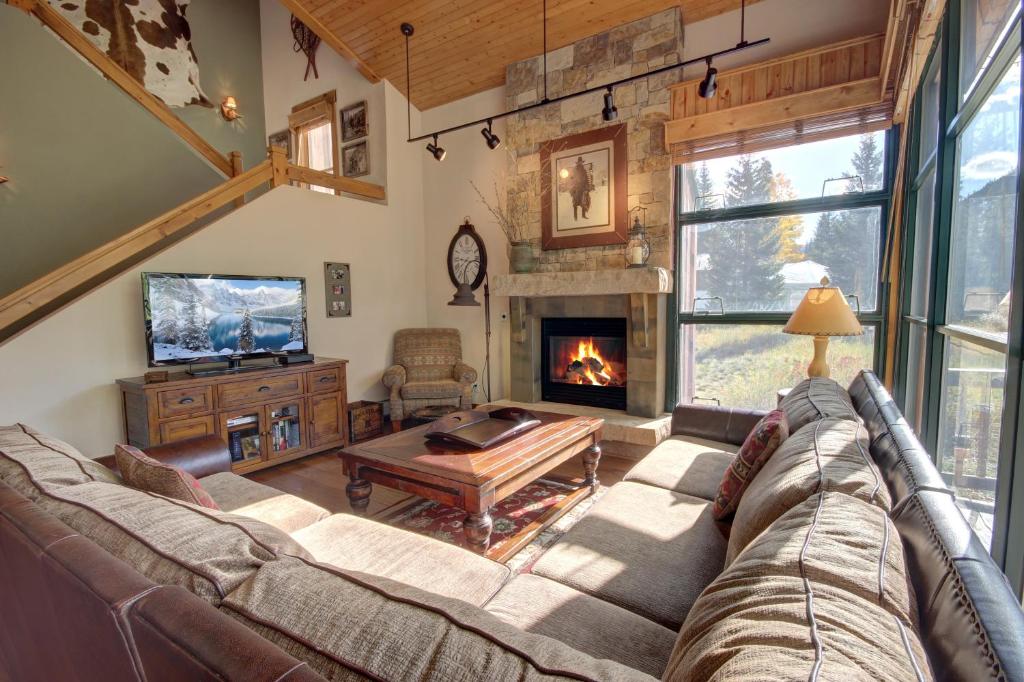 Ski Tip Ranch 8739 by SummitCove Lodging, Keystone