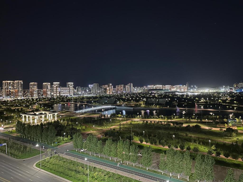 Уютные апартаменты в Yes Aparts с видом на Ботанический сад, Astana