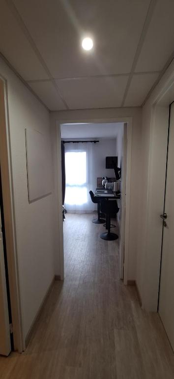 Charmant studio le prestige - 2