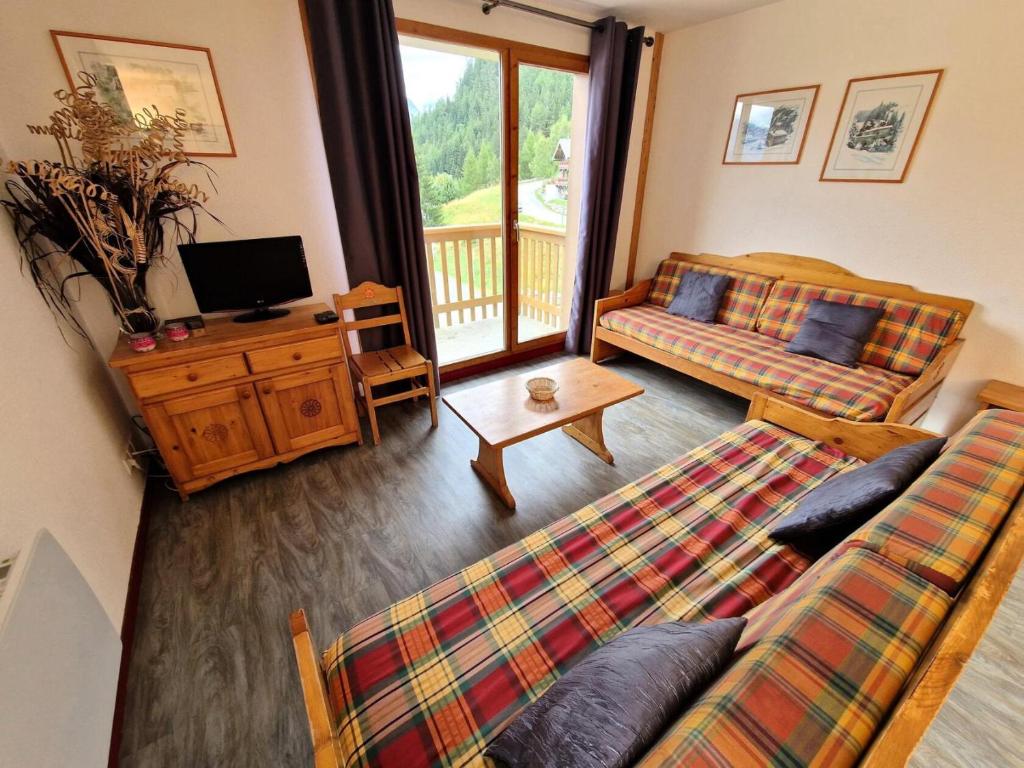 Résidence Le Cheval Blanc - 3 pièces + cabine 8/10 personnes de 55 m² MAE-2896 - 2