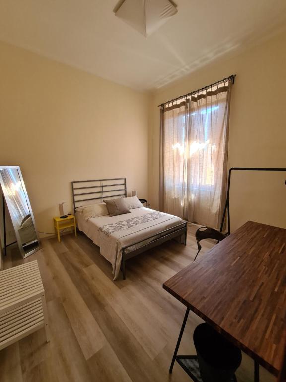 Una camera in città, Livorno