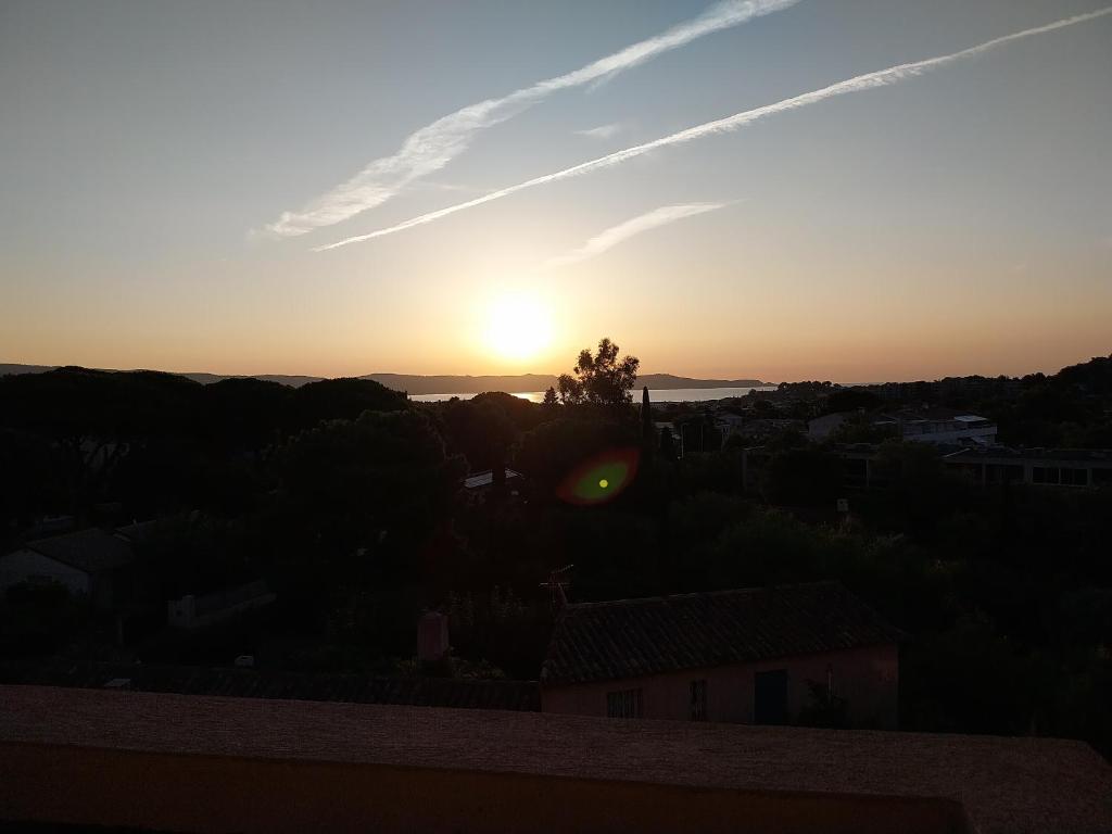 Le CosY Appart 44M2 Clim Vue Mer Golfe de Saint Tropez - 4