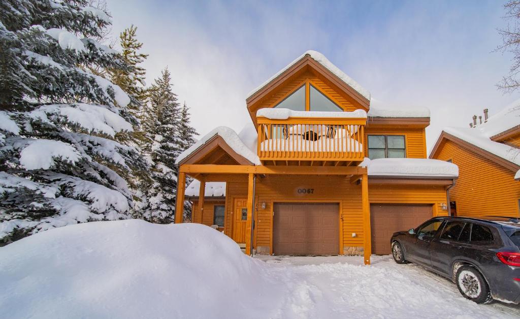 Snake River 13 by SummitCove Lodging, Keystone