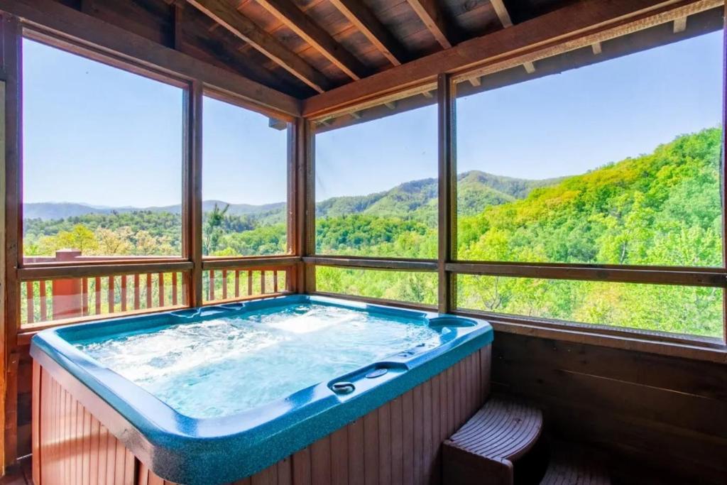 Highland View cabin, Pigeon Forge