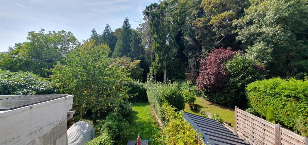 Maison Calme Terrasse et Jardin Vue Forêt - 5
