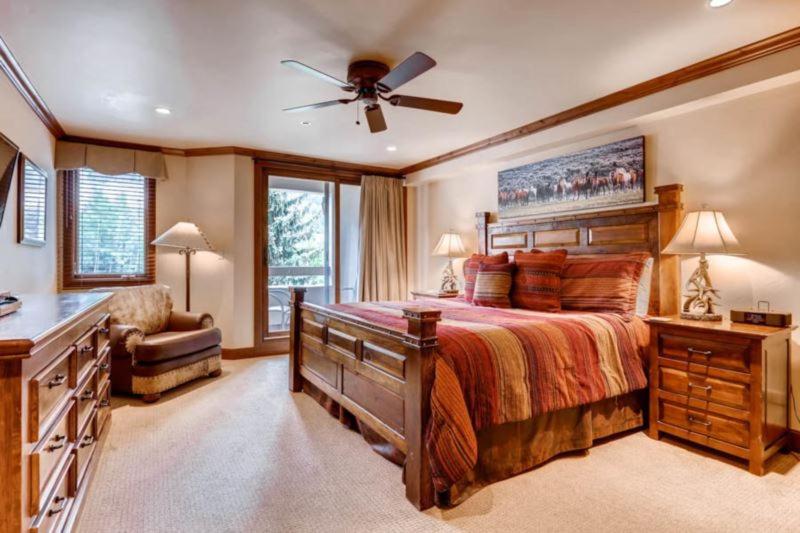 Kiva 327 by East West Hospitality, Beaver Creek