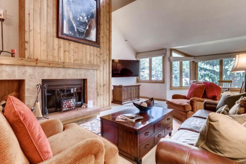 Kiva 325 by East West Hospitality, Beaver Creek