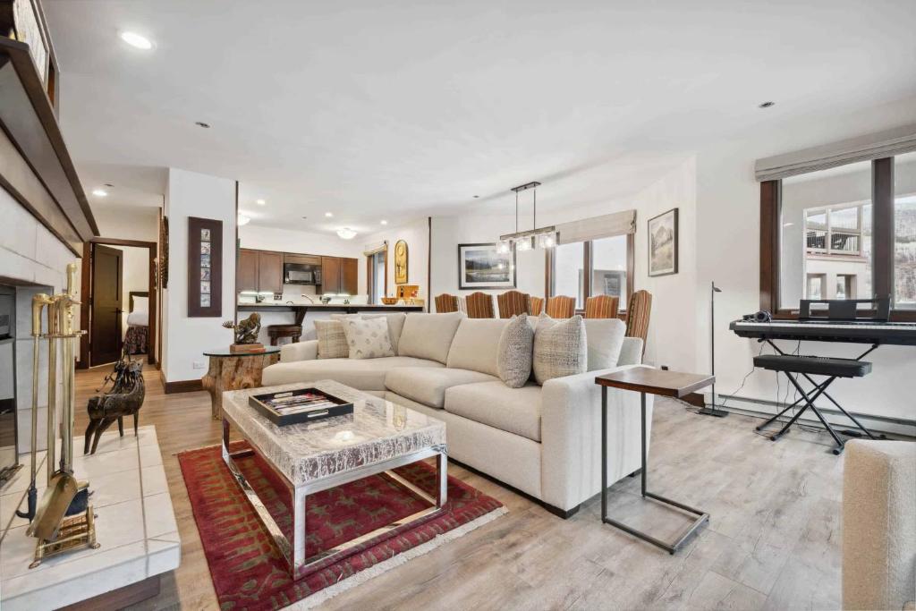 Kiva 228 by East West Hospitality, Beaver Creek