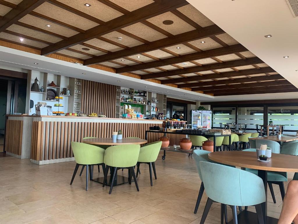 Penthouse Seaview and Golf Valle Romano Estepona - 2