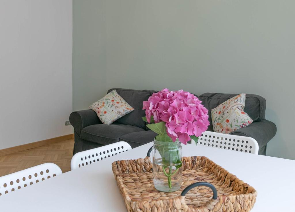 Turati Family Apartment Balcone e posto auto - 3