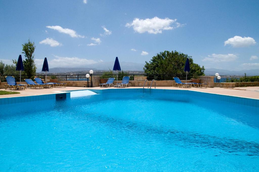 Alianthos Suites photo