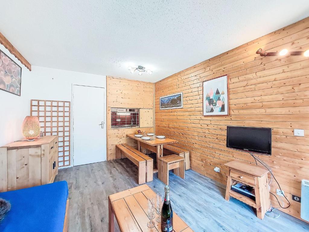 Studio Les Tommeuses - Val Claret-28 by Interhome - 3